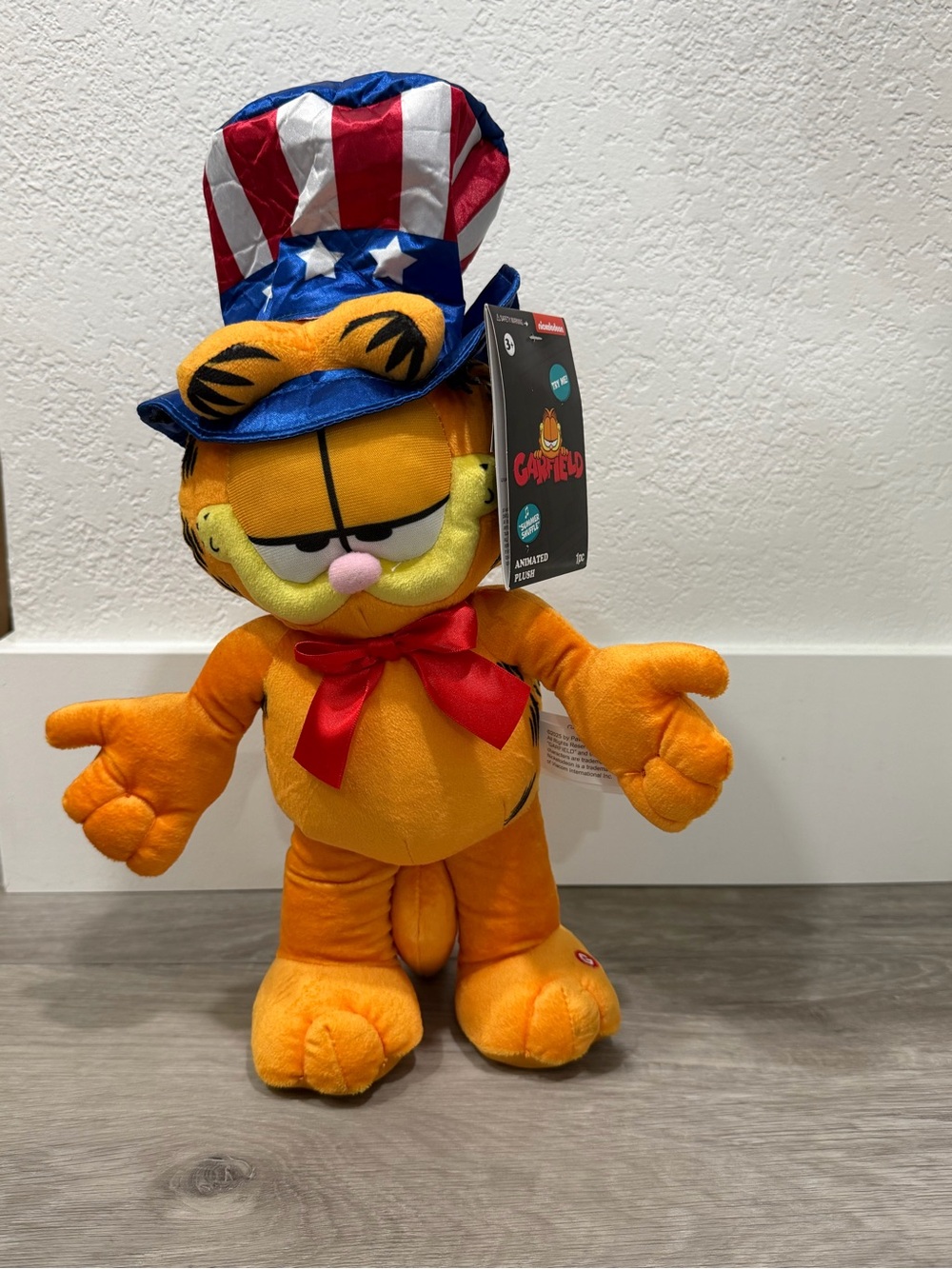 NWT Nickelodeon Animated Plush 15" Patriotic July 4th Garfield Moves Plays Music